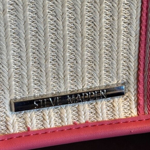 Steven Madden Pink & White Woven Crossbody Bag With Adj Strap & Interior Pockets - Picture 5 of 15